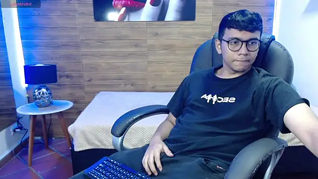 titanxero online show from October 19, 12:50 pm