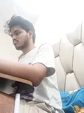 Kumarbtm19 online show from October 21, 1:56 pm