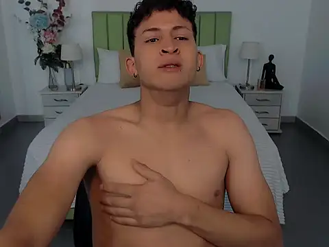 Axel savage online show from September 17, 12:07 pm