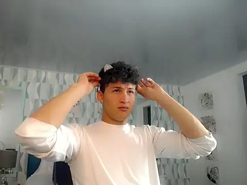 Axel savage online show from September 25, 11:58 am