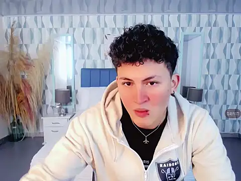 Axel savage online show from October 22, 12:05 pm