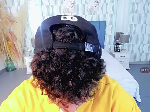 Axel savage online show from November 2, 3:42 am