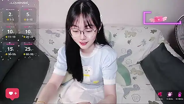 baby-yaya20 online show from May 6, 10:20 am