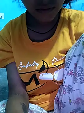 Cute Aaisha online show from September 17, 11:39 pm