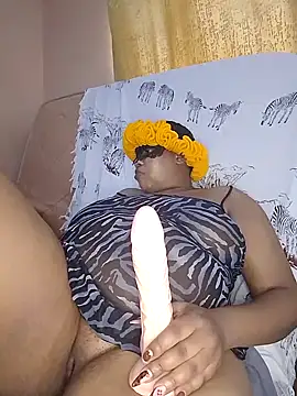 beautifulpeach12 online show from September 19, 7:54 am
