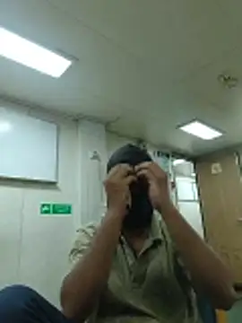 Snapshot of samundarwala1 chatting on June 3, 8:03 pm samundarwala1 online show from June 3, 8:03 pm