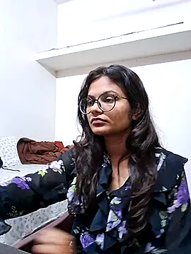 Snapshot of horny_haze chatting on October 31, 8:32 pm horny haze online show from October 31, 8:32 pm