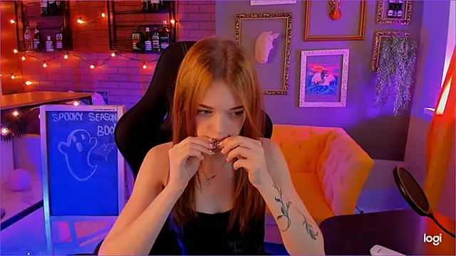 FlexyFox online show from October 8, 9:40 am