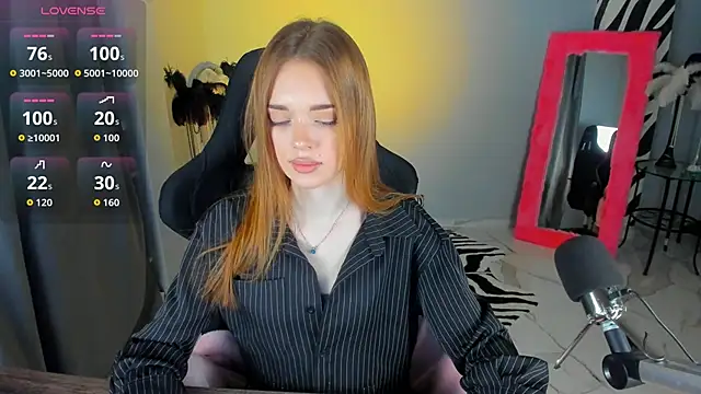Snapshot of FlexyFox chatting on February 28, 4:08 pm FlexyFox online show from February 28, 4:08 pm