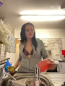 Camwithchlox online show from September 19, 11:05 pm