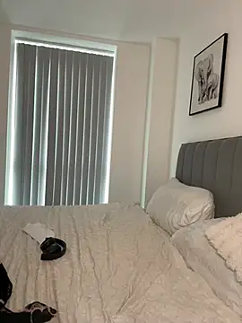 SexySaraxxoo online show from March 1, 1:57 pm