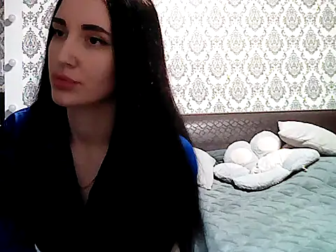 Kelyra online show from July 11, 9:05 pm