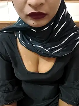 Itz Mayra  online show from October 22, 6:24 am