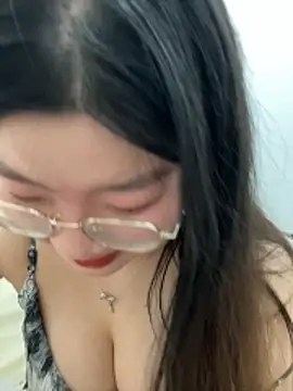 Snapshot of xxwang20 chatting on November 13, 11:20 am xxwang20 online show from November 13, 11:20 am