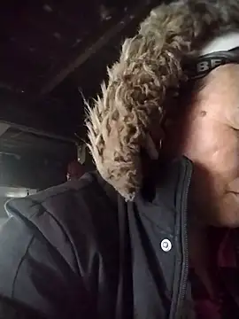 Samdim23 online show from February 11, 6:18 am