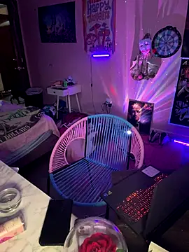 Snapshot of shortywidaphatty chatting on October 14, 2:51 pm shortywidaphatty online show from October 14, 2:51 pm