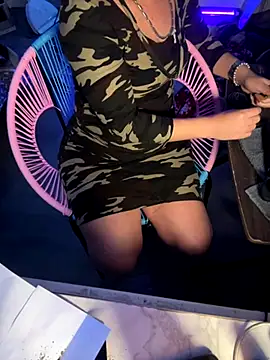 Snapshot of shortywidaphatty chatting on October 23, 3:22 pm shortywidaphatty online show from October 23, 3:22 pm