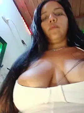 girlpee online show from May 22, 9:48 am
