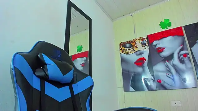 susan mooree online show from October 14, 7:25 pm