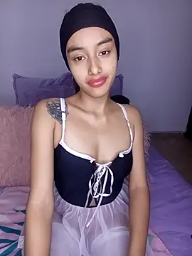 Snapshot of sweetdubros2 chatting on February 21, 8:15 am sweetdubros2 online show from February 21, 8:15 am