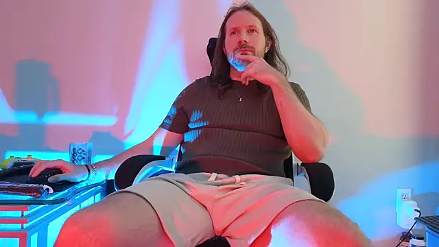 AlbinoAdonis online show from September 20, 9:16 pm