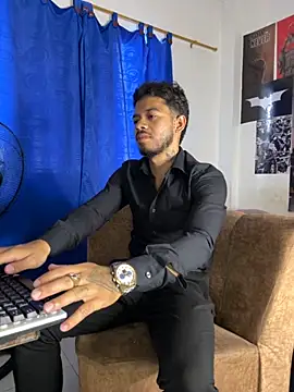 DavideVentura  online show from September 15, 3:56 pm