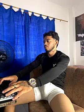 DavideVentura  online show from September 19, 3:45 pm