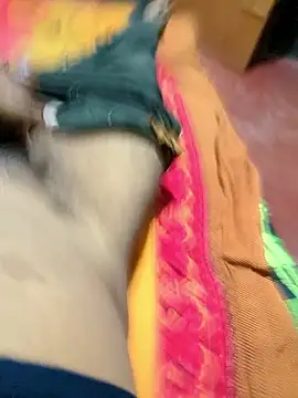 Snapshot of moo-noy chatting on September 21, 5:47 pm moo-noy online show from September 21, 5:47 pm