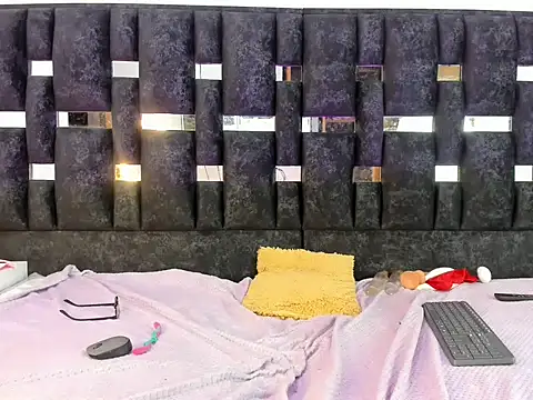 Kimberly TaylorX online show from December 16, 9:03 am