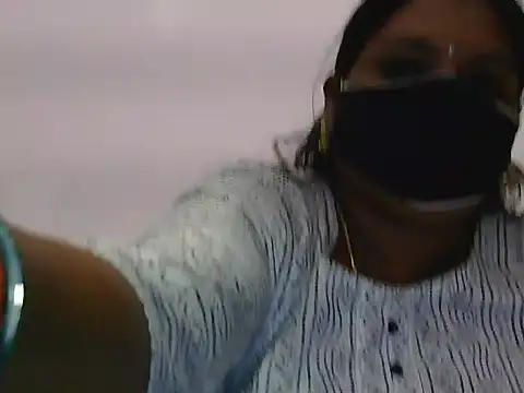 Snapshot of Nisha-telugu chatting on October 10, 1:32 pm Nisha-telugu online show from October 10, 1:32 pm