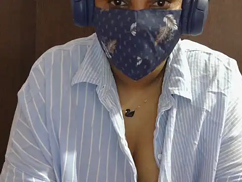 Snapshot of Nisha-telugu chatting on November 2, 6:21 pm Nisha-telugu online show from November 2, 6:21 pm