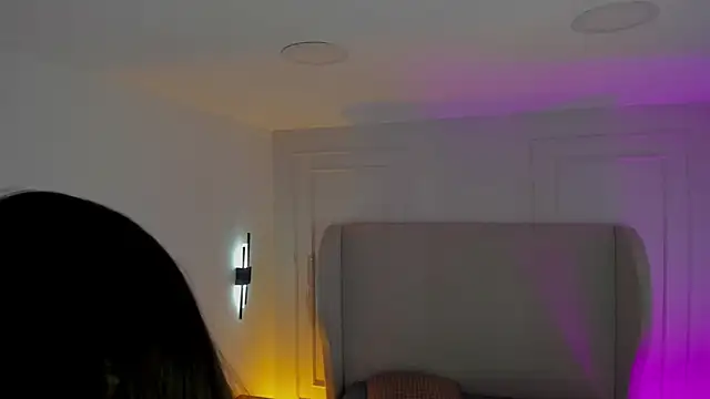 Snapshot of Dream_nena chatting on October 10, 4:22 am Dream nena online show from October 10, 4:22 am