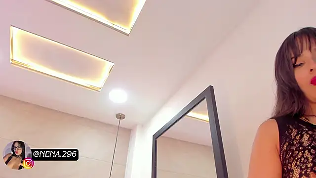 Snapshot of Dream_nena chatting on November 27, 8:11 pm Dream nena online show from November 27, 8:11 pm