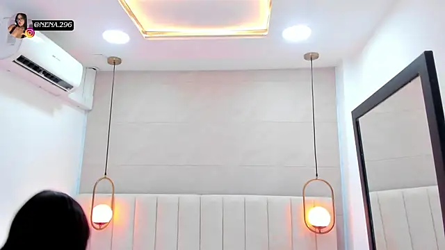 Snapshot of Dream_nena chatting on January 6, 8:01 pm Dream nena online show from January 6, 8:01 pm