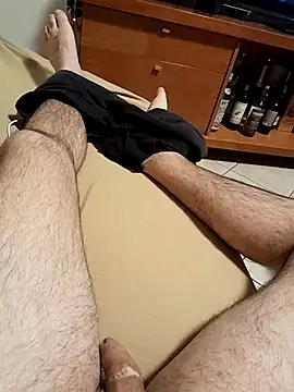 Snapshot of Ara29 chatting on November 23, 7:02 pm Ara29 online show from November 23, 7:02 pm