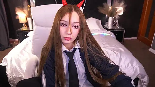 Snapshot of FoxyMayy chatting on October 26, 9:42 pm FoxyMayy online show from October 26, 9:42 pm