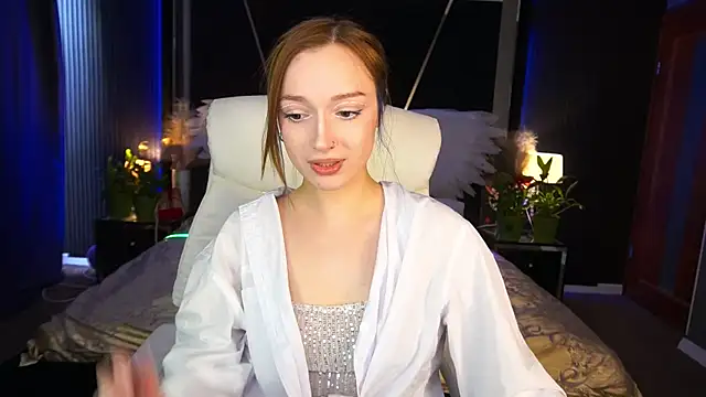 Snapshot of FoxyMayy chatting on April 29, 1:48 pm FoxyMayy online show from April 29, 1:48 pm
