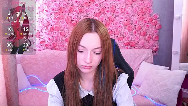 Snapshot of FoxyMayy chatting on May 4, 12:56 pm FoxyMayy online show from May 4, 12:56 pm