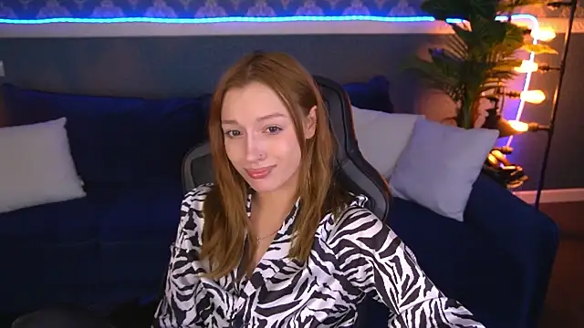 FoxyMayy online show from July 19, 7:28 pm