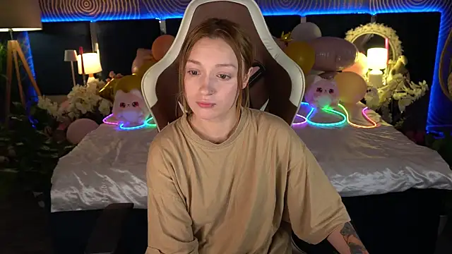 FoxyMayy online show from July 24, 1:20 pm