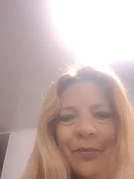 Casandra Cruz online show from September 18, 2:08 pm