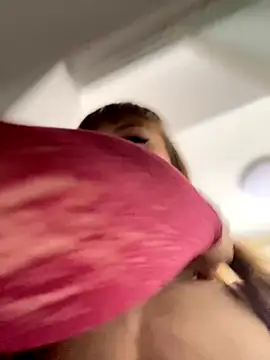 BabyBee  online show from September 24, 6:17 am