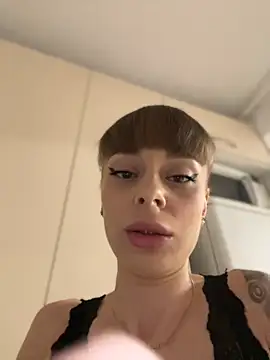 BabyBee  online show from October 7, 1:36 am