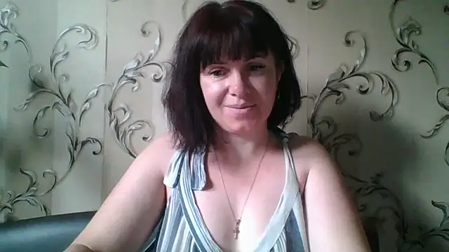 SecretSienna  online show from November 2, 1:35 pm