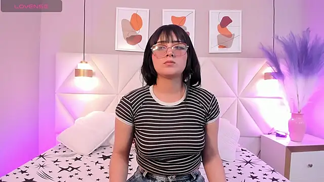 Snapshot of Adara__carter_ chatting on September 20, 3:29 am Adara carter online show from September 20, 3:29 am