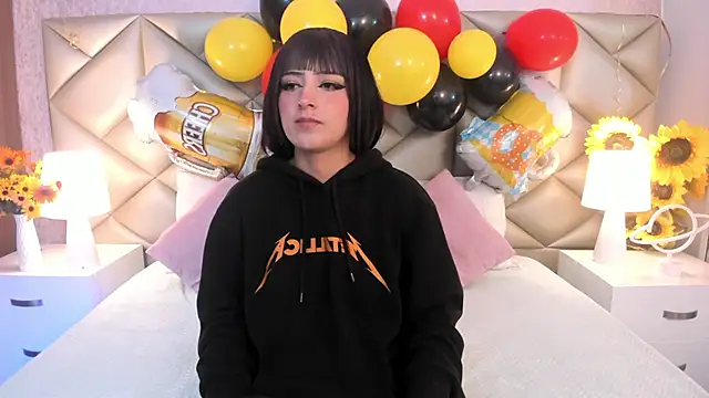 Snapshot of Adara__carter_ chatting on September 28, 12:54 pm Adara carter online show from September 28, 12:54 pm