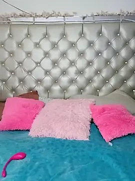 ZARAY 1118 online show from December 15, 3:55 am