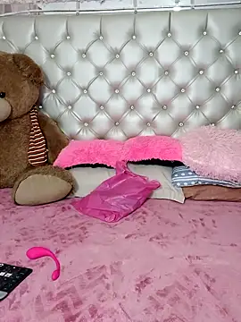 ZARAY 1118 online show from December 20, 3:02 am