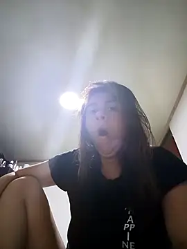 vanessa-titisM online show from March 18, 9:34 am