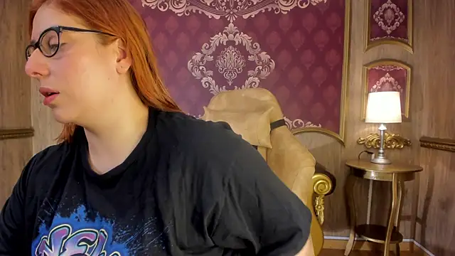 Snapshot of Helenstanford chatting on September 19, 1:01 pm Helenstanford online show from September 19, 1:01 pm